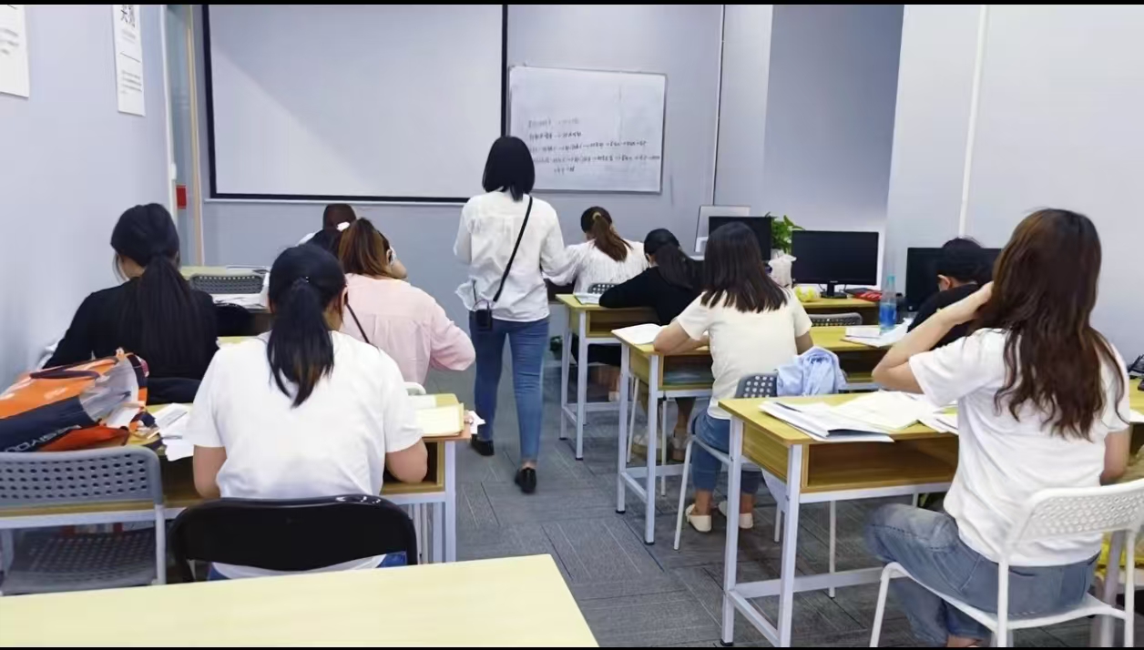 傳承榮昌味 算好財富賬——銳遠(yuǎn)會計培訓(xùn)助您鹵香財更香！